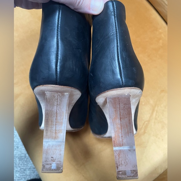 H&M Leather boot with Lucite heel Size 9 - Picture 10 of 10